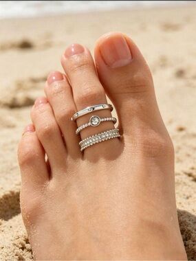 Silver Toe Ring Set with Rhinestones - Beach Ready